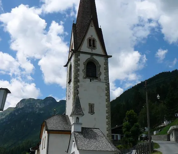 Haus Bergfried トリンス